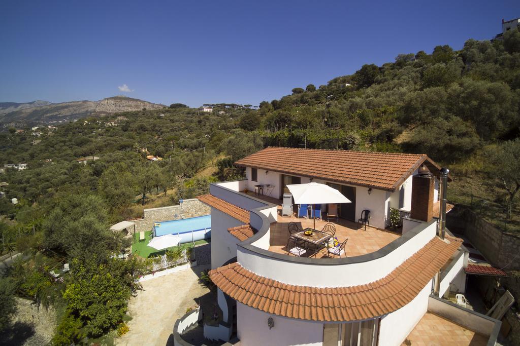 Appartamento Villa Degli Ulivi Сант'Анджелло Экстерьер фото